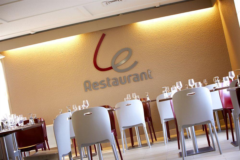 Hotel Campanile Lyon Est Aeroport Saint Exupery Zewnętrze zdjęcie