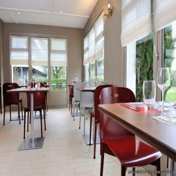 Hotel Campanile Lyon Est Aeroport Saint Exupery Zewnętrze zdjęcie